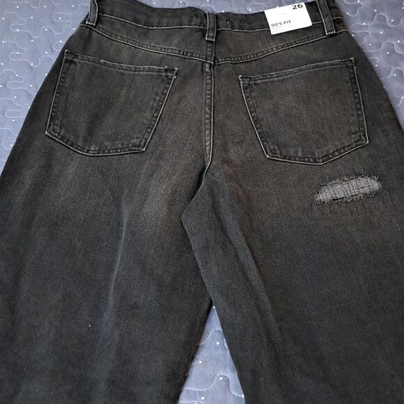 Forever 21 90s fit black distressed jeans size 26 NWT - Picture 4 of 6